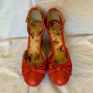 Never worn Anthropologie "Miss L-Fire" Vintage Style Wedges